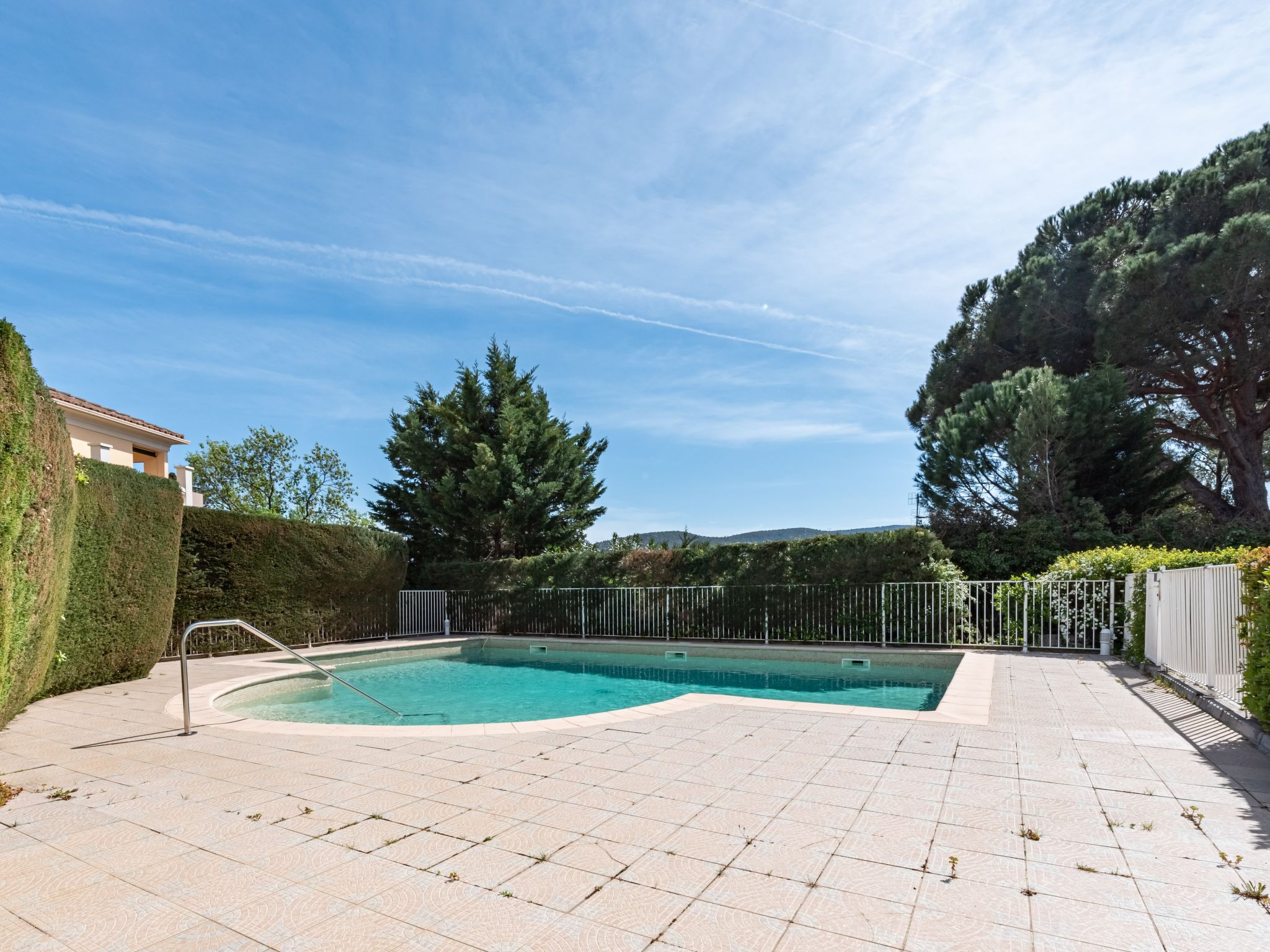 Photo 15 - Appartement de 1 chambre à Cogolin avec piscine et terrasse