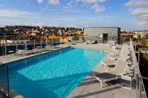 Photo 1 - Appartement de 2 chambres à Blankenberge avec piscine et vues à la mer