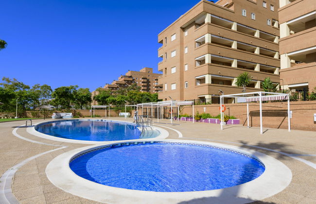 Apartamento de 3 quartos em Oropesa del Mar com piscina e jardim - Foto 1