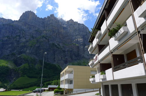 Foto 18 - Apartamento de 2 habitaciones en Leukerbad con jardín y vistas a la montaña