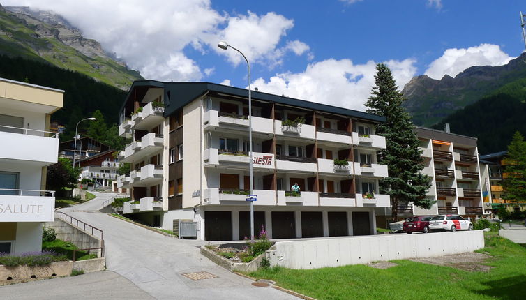 Photo 1 - Appartement de 2 chambres à Loeche-les-Bains avec jardin et vues sur la montagne