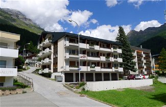 Foto 1 - Apartamento de 2 habitaciones en Leukerbad con jardín y vistas a la montaña