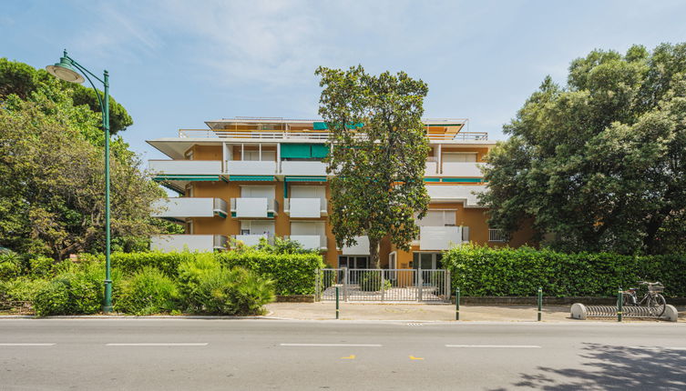 Photo 1 - Appartement en Forte dei Marmi avec jardin et vues à la mer