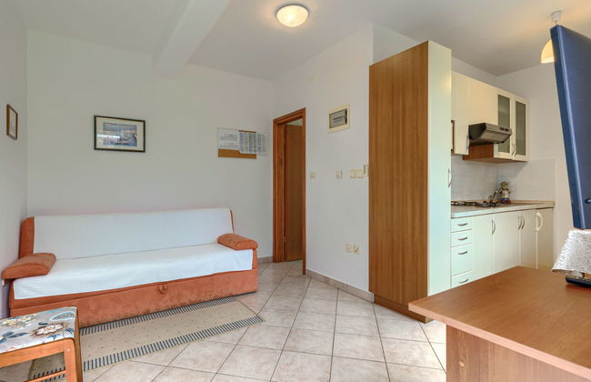 Apartamento de 2 quartos em Poreč com piscina e jardim - Foto 19