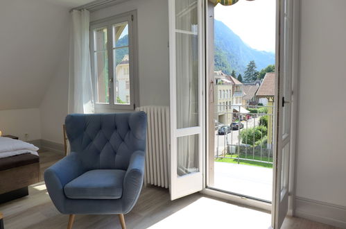 Foto 3 - Appartamento con 2 camere da letto a Interlaken con giardino