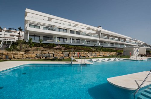 Foto 1 - Apartamento de 2 quartos em Casares com piscina e vistas do mar