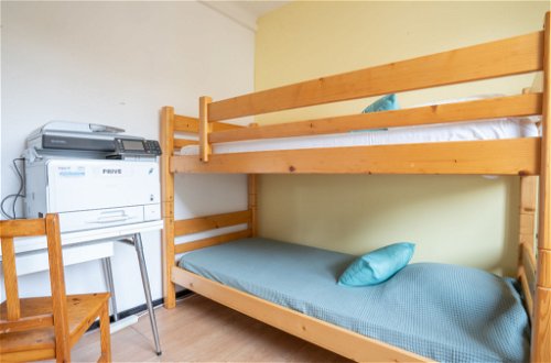 Foto 13 - Appartamento con 2 camere da letto a Fréjus con giardino e vista mare