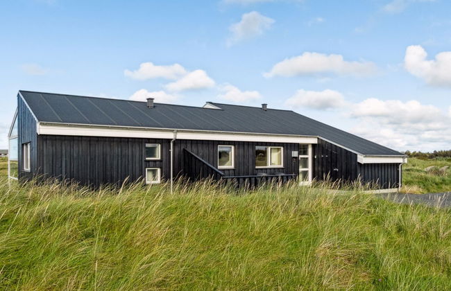 3 bedroom House in Hirtshals with terrace and sauna - Photo 1