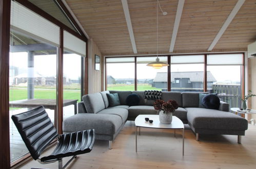 Foto 8 - Casa con 3 camere da letto a Harrerenden con terrazza e sauna