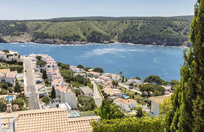 Maison de 4 chambres à l'Escala avec piscine et jardin - Photo 18