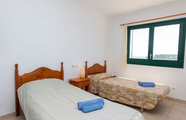 Maison de 4 chambres à l'Escala avec piscine et jardin - Photo 11