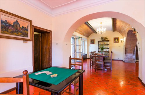 Photo 16 - 5 bedroom House in Cetona with private pool and garden