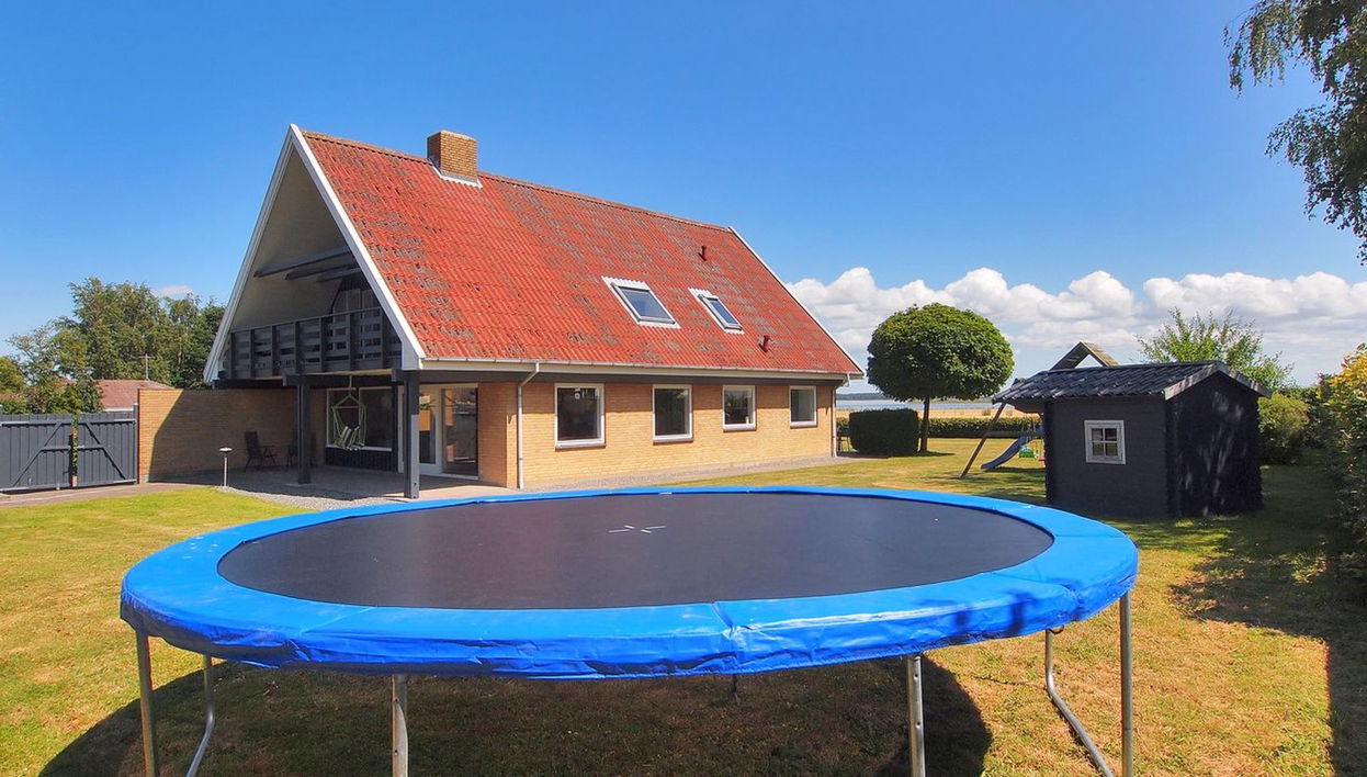 5 bedroom House in Nakskov with terrace - Photo 1