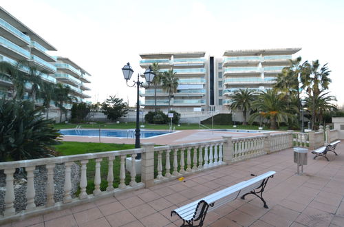 Foto 12 - Apartamento de 2 quartos em Salou com piscina e terraço