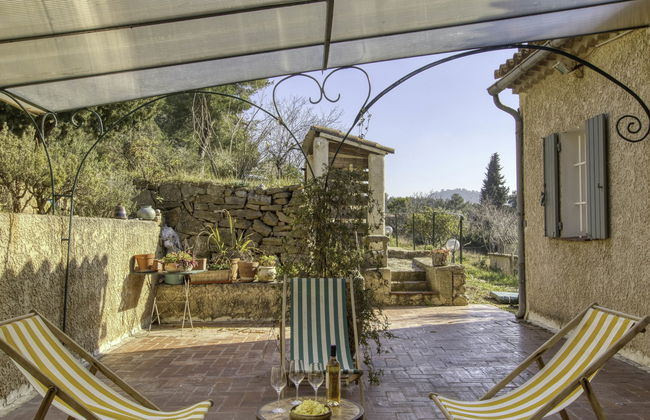 Casa de 4 quartos em Le Beausset com piscina privada e jardim - Foto 29