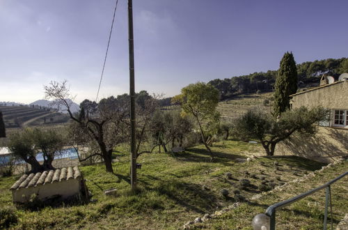 Foto 35 - Casa de 3 quartos em Le Beausset com piscina privada e jardim