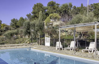 Foto 2 - Casa de 3 quartos em Le Beausset com piscina privada e jardim