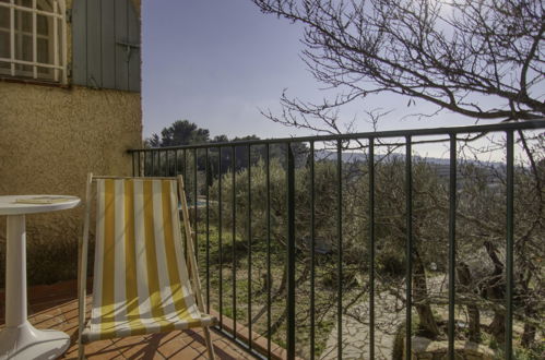 Foto 23 - Casa de 3 habitaciones en Le Beausset con piscina privada y jardín