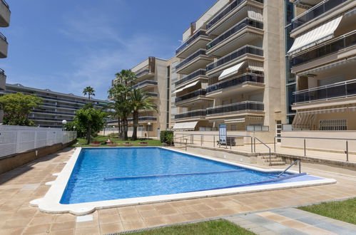 Foto 20 - Apartamento de 2 quartos em Salou com piscina e vistas do mar