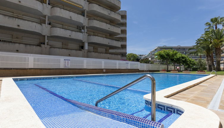 Foto 1 - Apartamento de 3 quartos em Salou com piscina e jardim