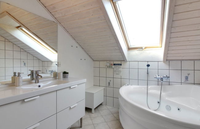 "Lothen" - 500m from the sea - Foto 40