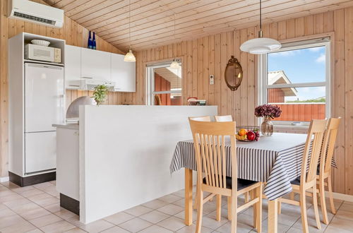 Foto 15 - Casa de 3 quartos em Løkken com sauna