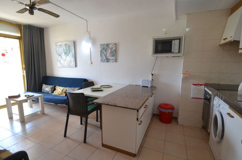 Foto 6 - Appartamento con 2 camere da letto a Salou con piscina e giardino