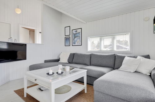 Foto 4 - Casa con 3 camere da letto a Aakirkeby con terrazza e sauna