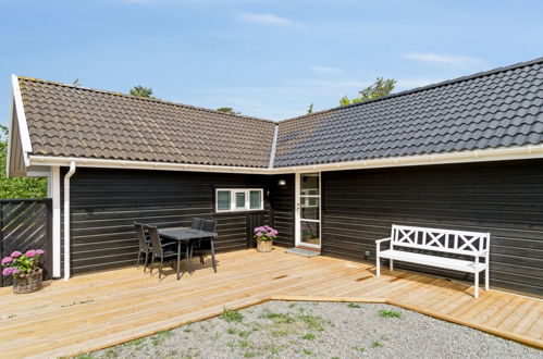 Foto 1 - Casa de 3 habitaciones en Aakirkeby con terraza y sauna