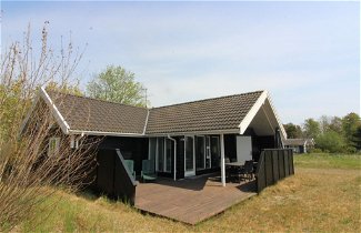 Foto 1 - Casa de 2 habitaciones en Aakirkeby con terraza y sauna