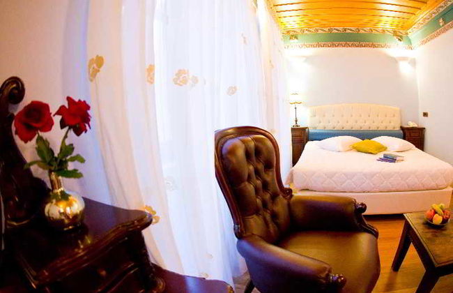 Kyveli Suites - Foto 27
