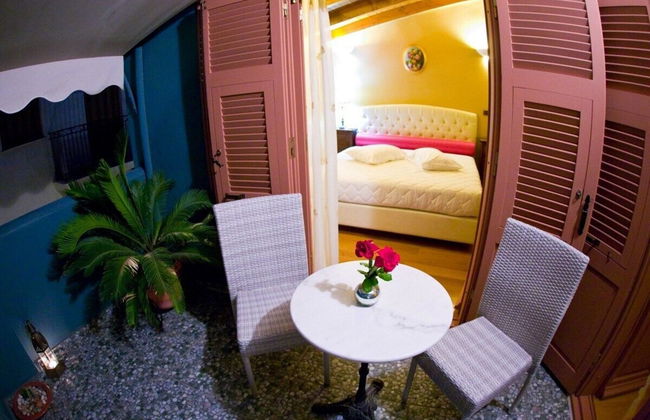 Kyveli Suites - Foto 9