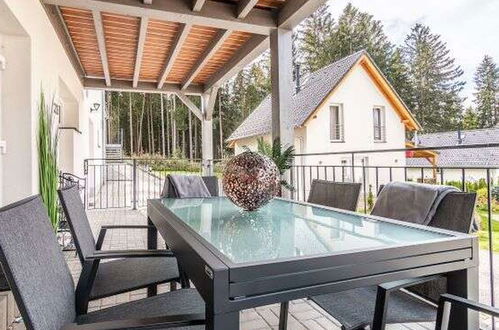 Photo 1 - Appartement de 1 chambre à Frymburk avec terrasse et vues sur la montagne