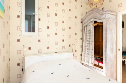 Foto 12 - Appartamento con 2 camere da letto a Cancale con vista mare