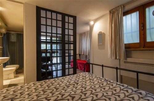 Foto 10 - Apartment mit 1 Schlafzimmer in Lucca