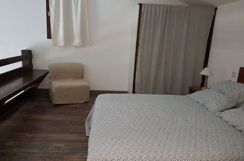 Foto 9 - Appartamento con 2 camere da letto a Saint-Florent con piscina e vista mare