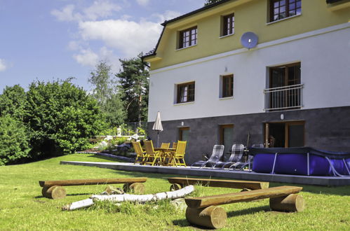 Photo 36 - Maison de 3 chambres à Petrov avec piscine privée et jardin