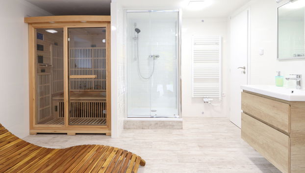 Casa con 3 camere da letto a Petrov con piscina privata e giardino - Foto 2