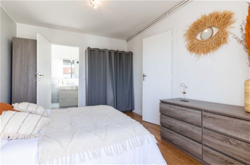 Foto 13 - Appartamento con 1 camera da letto a Royan con vista mare