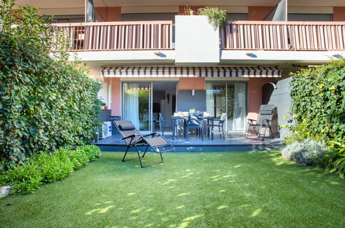 Foto 15 - Apartamento de 1 quarto em Cagnes-sur-Mer com jardim e terraço