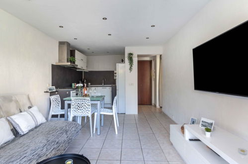 Foto 7 - Apartamento de 1 habitación en Cagnes-sur-Mer con jardín y terraza