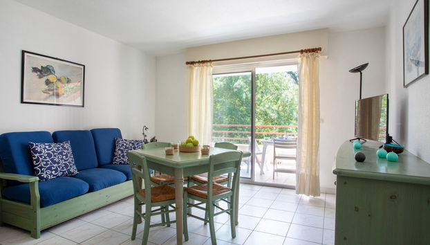 Apartamento de 2 quartos em Villeneuve-Loubet com piscina e jardim - Foto 2