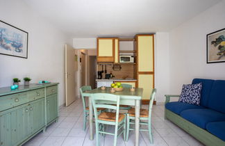 Foto 3 - Apartamento de 1 habitación en Villeneuve-Loubet con piscina y jardín