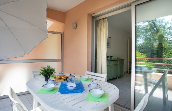 Apartamento de 2 quartos em Villeneuve-Loubet com piscina e jardim - Foto 15