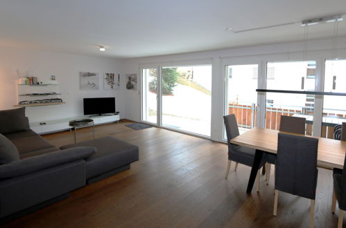 Foto 3 - Apartamento de 2 habitaciones en Saas-Fee con jardín