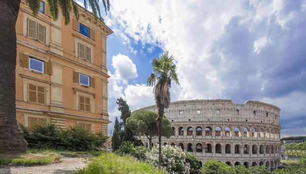 Colosseum Corner - Photo 4