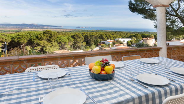 Casa de 4 quartos em Pals com piscina privada e jardim - Foto 2