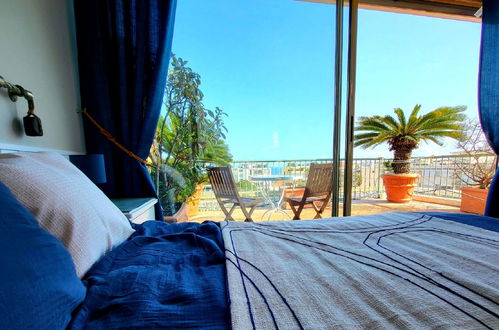 Foto 11 - Appartamento con 2 camere da letto a Cannes con terrazza e vista mare