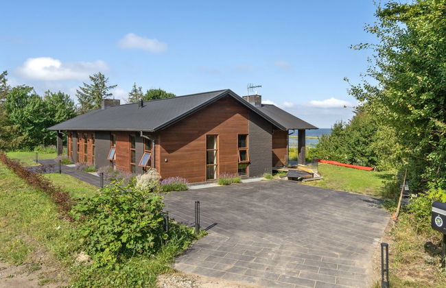 Casa de 5 quartos em Løgstør com terraço e sauna - Foto 1