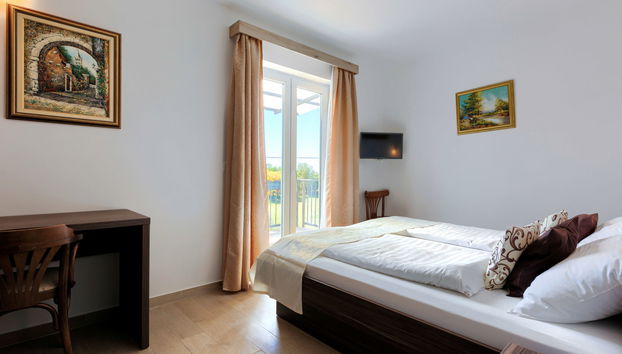 Maison de 6 chambres à Umag avec piscine privée et jardin - Photo 5